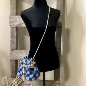 NWT Blue Checkered Denim Crossbody/Shoulder Bucket Bag with Removable Chain